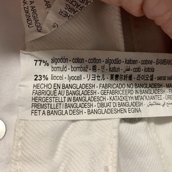 NWT Zara White Slit Straight Mid-rise Jeans Size 4 - Picture 9 of 10